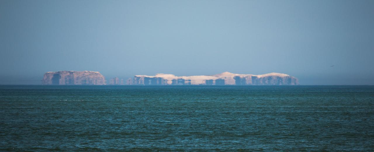 Frente A Islas Ballestas